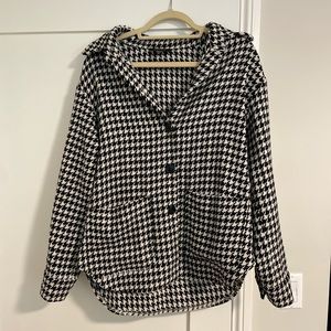 Houndstooth xs shacket Karen Kane